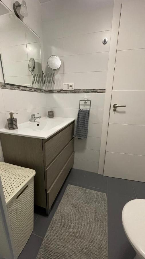 Isla Verde Apartment Торевьиа Экстерьер фото