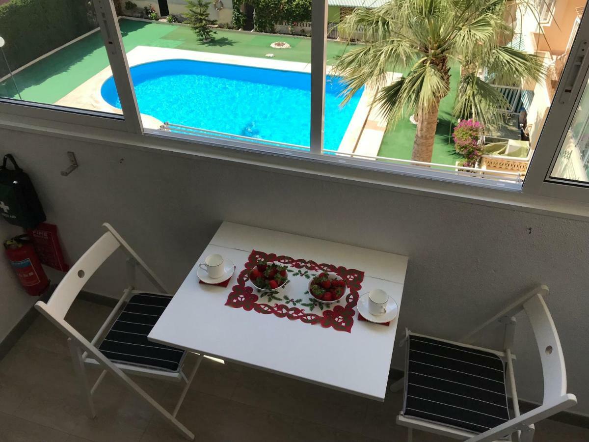 Isla Verde Apartment Торевьиа Экстерьер фото